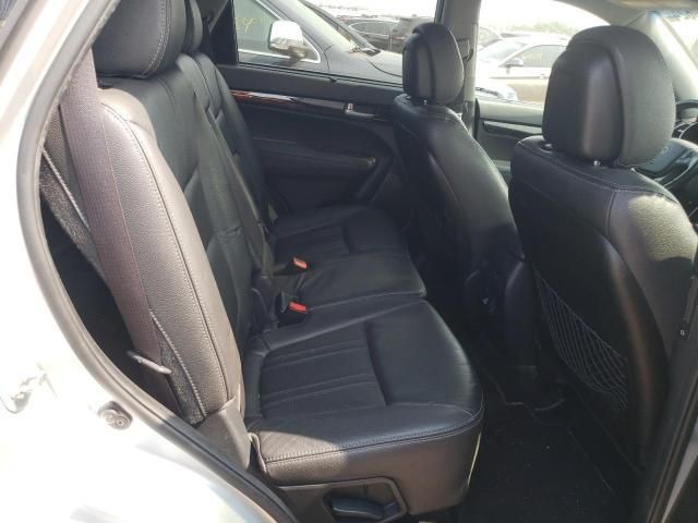 Kia Sorento • 2011 • 10,000 mi 7