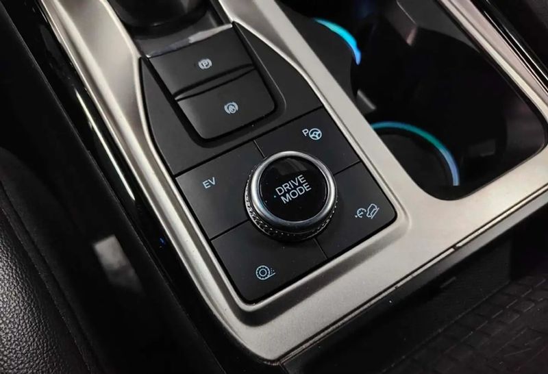 Ford Explorer • 2021 • 100,200 km 7