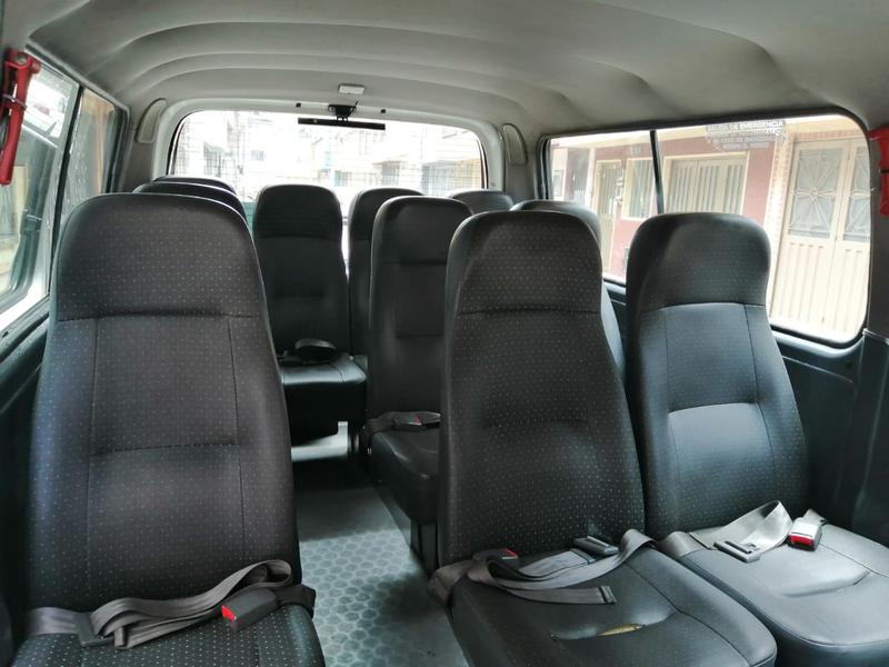 Nissan 100 NX • 2012 • 180,000 km 4