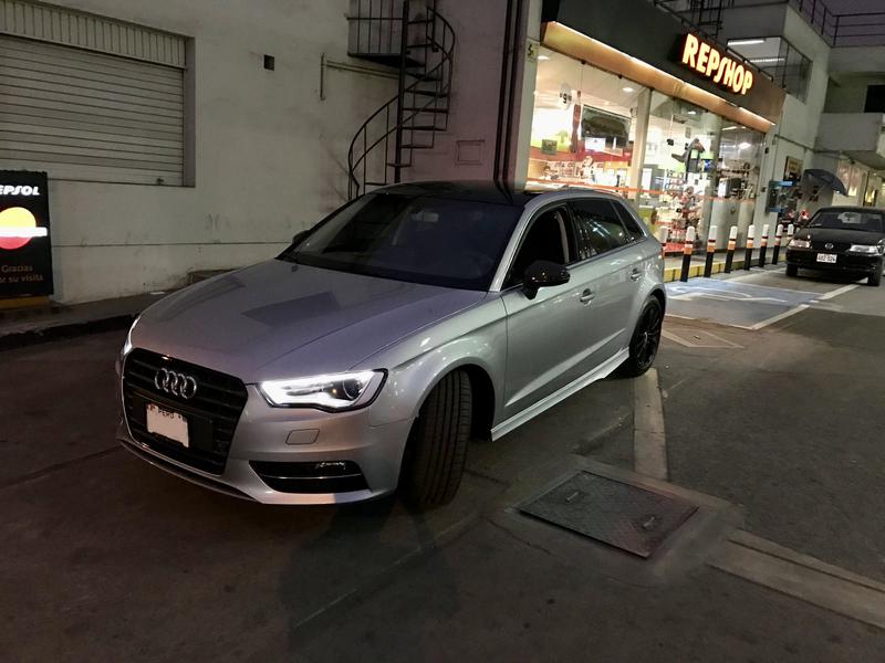 Audi A3 • 2017 • 60,000 km 2