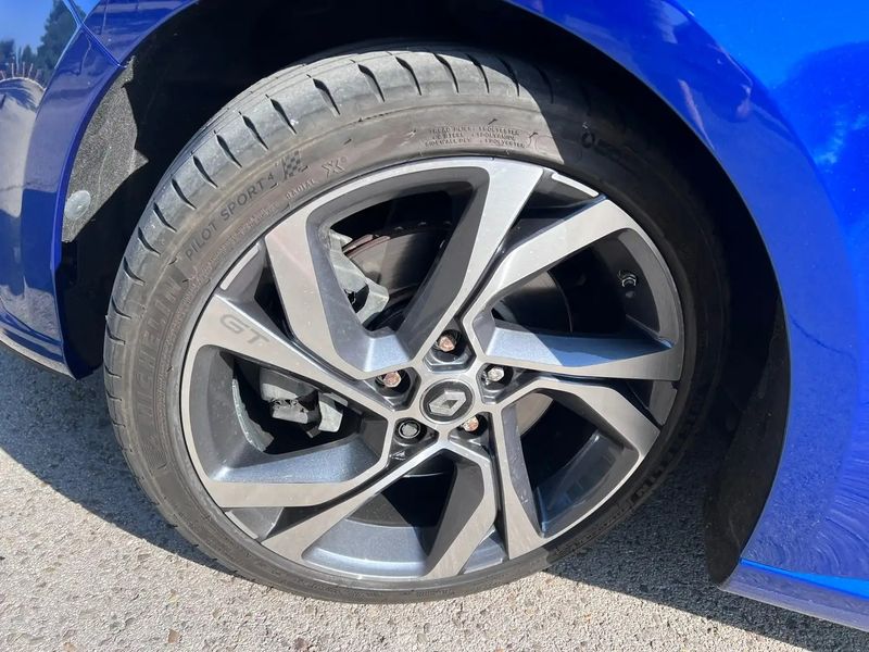 Renault Megane II • 2017 • 69,200 km 6