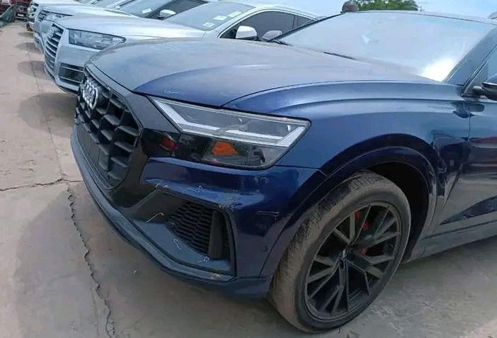 Audi Q8 • 2020 • 50,000 km 2