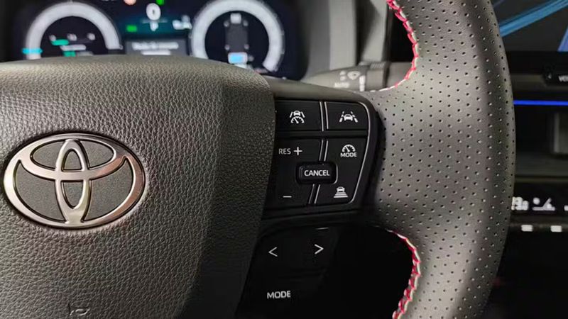 Toyota C-HR • 2024 • 5,350 km 29