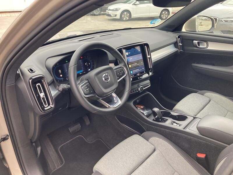 Volvo XC40 • 2024 • 45,624 km 23