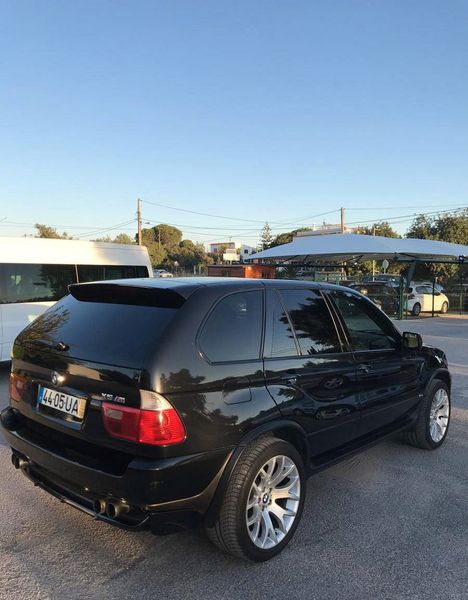 BMW X5 • 2002 • 159,999 km 4