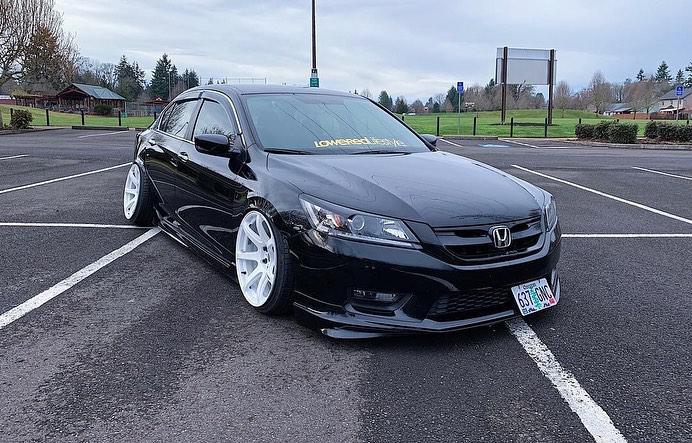 Honda Accord • 2016 • 3 km 3