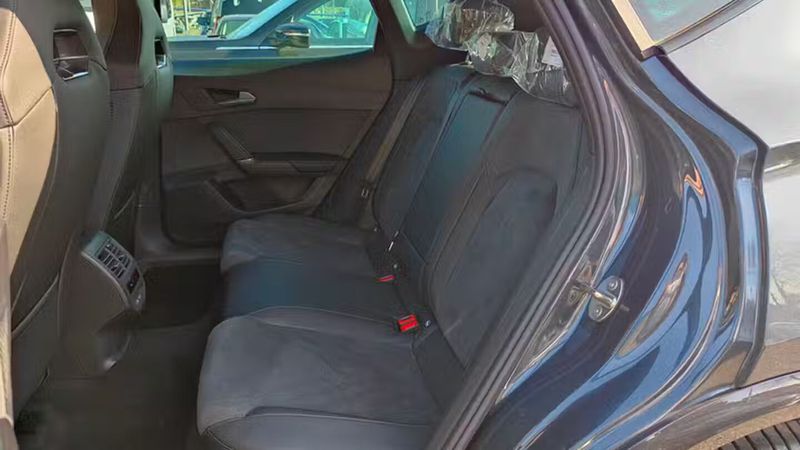 Seat Leon • 2025 • 7,400 km 19