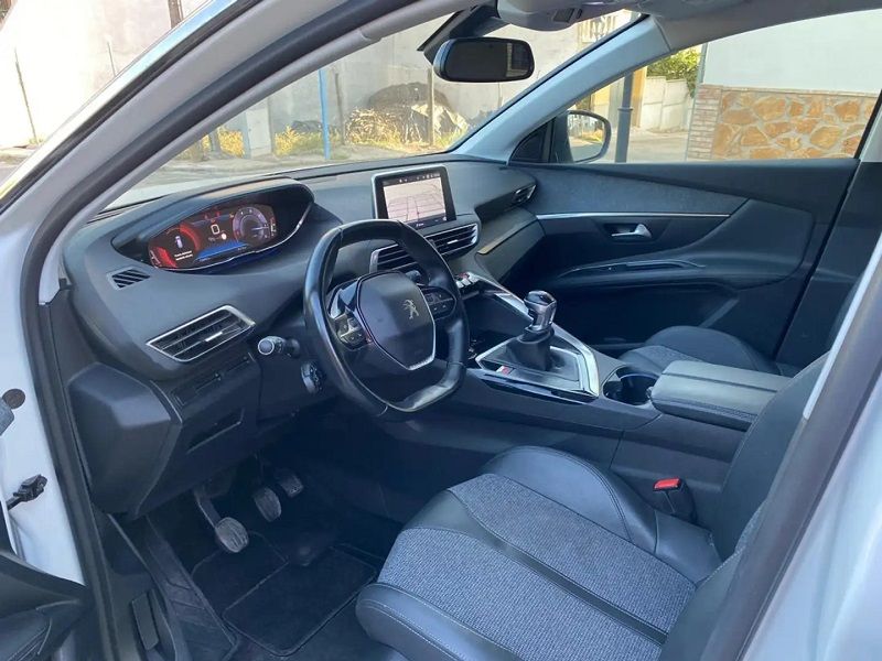 Peugeot 3008 • 2020 • 75,000 km 7