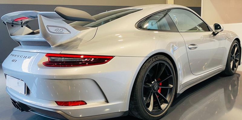 Porsche 911 • 2018 • 47,000 km 2