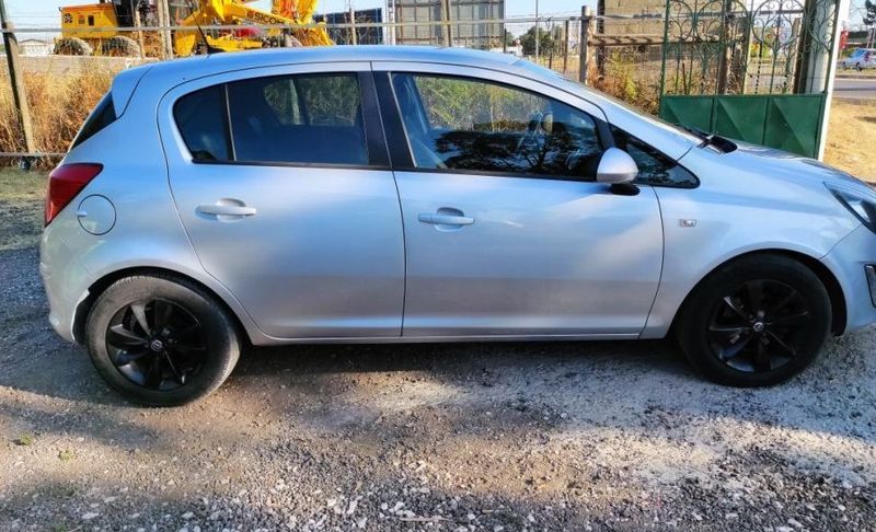Opel Corsa • 2004 • 205,000 km 2
