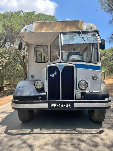 Volkswagen Vanagon • 1948 • 9,900 km 3