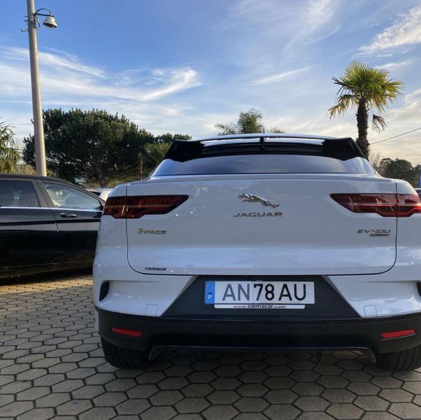 Jaguar I-PACE • 2019 • 18,000 km 1