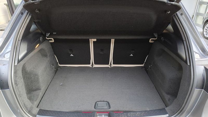 Mercedes-Benz Class B • 2024 • 10,250 km 17