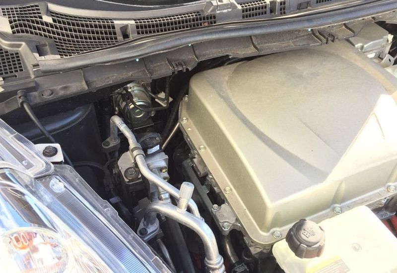 Nissan Leaf • 2017 • 50,000 km 5