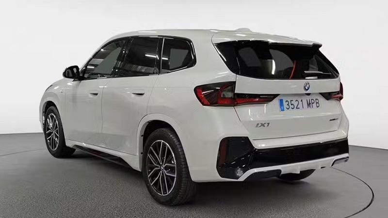 BMW X1 • 2024 • 10,135 km 5