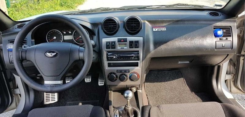 Hyundai Coupé • 2002 • 220,000 km 3