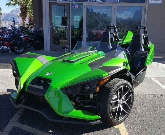 Slingshot polaris slingshot sl 3 wheel • 2022 • 13,500 km 2