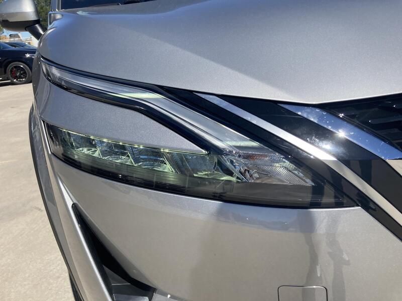 Nissan Qashqai • 2023 • 21,557 km 9