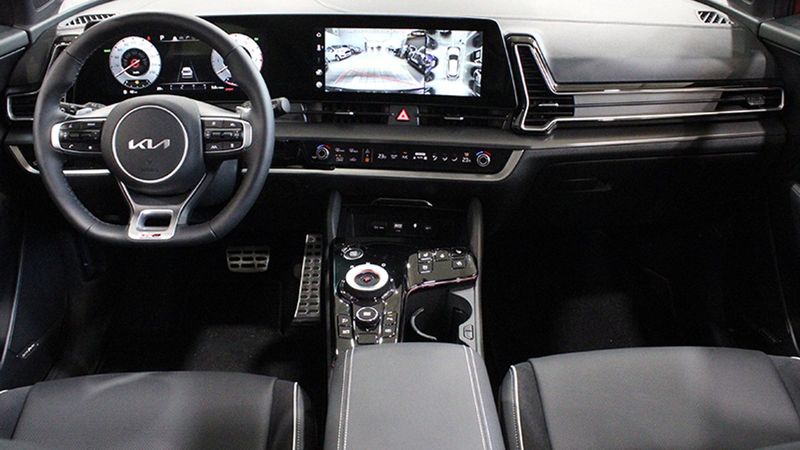 Kia Sportage • 2024 • 425 km 6