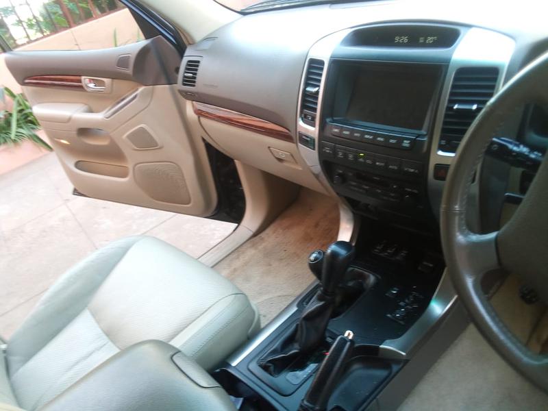 Toyota Land Cruiser • 2007 • 11,111 km 6