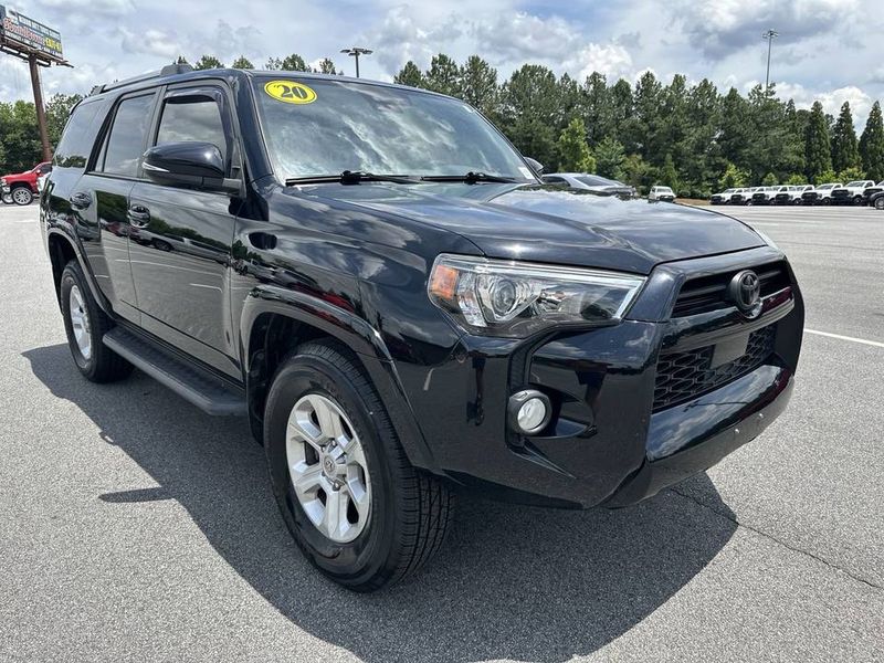 Toyota 4 Runner Limited • 2020 • 38,052 km 2