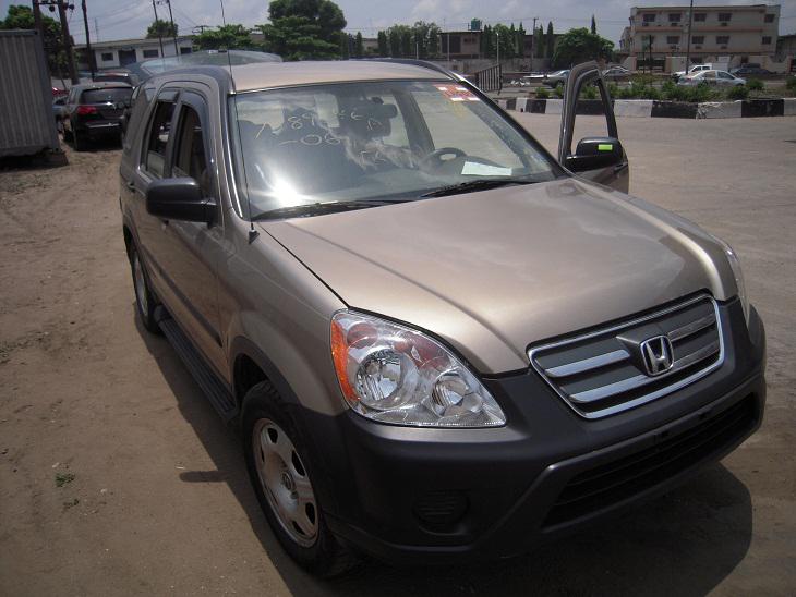 Toyota RAV4 • 2007 • 14,374 km 7