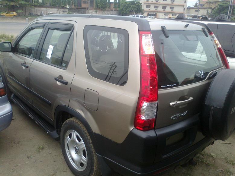 Toyota RAV4 • 2007 • 14,374 km 5