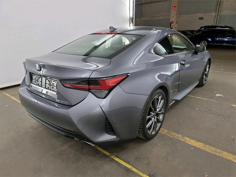 Lexus RC • 2019 • 65,000 km 2