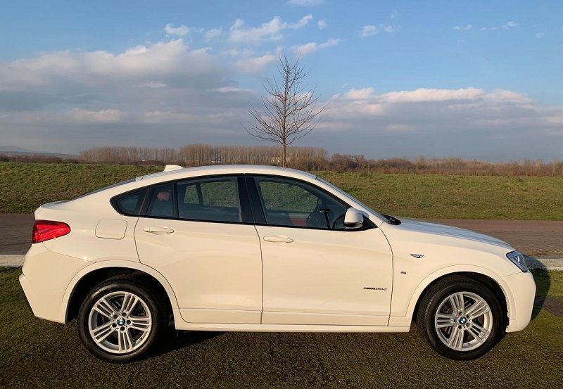 BMW X4 • 2015 • 144,000 km 4