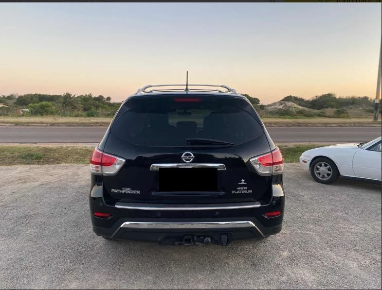 Nissan Pathfinder • 2014 • 120,000 km 5