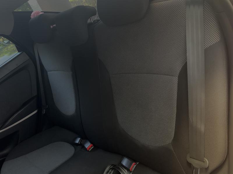 Hyundai Accent • 2014 • 100,000 km 4