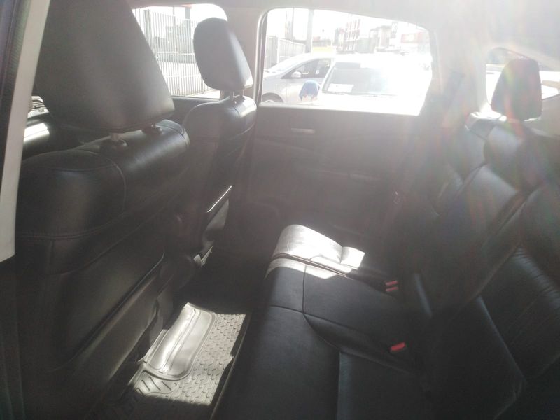 Honda CR-V • 2012 • 7,000 km 9