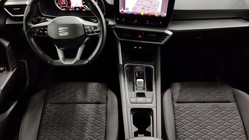 Seat Leon • 2021 • 41,667 km 4