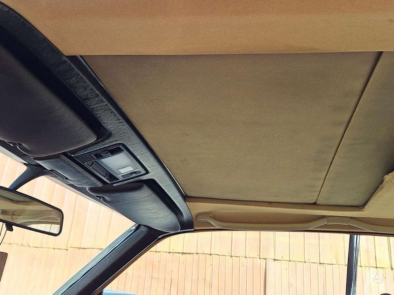 Mercedes-Benz 500 - 600 SEC Coupé • 1986 • 240,000 km 12