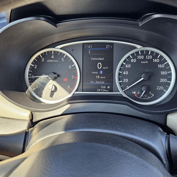 Nissan Micra • 2018 • 39,000 km 3