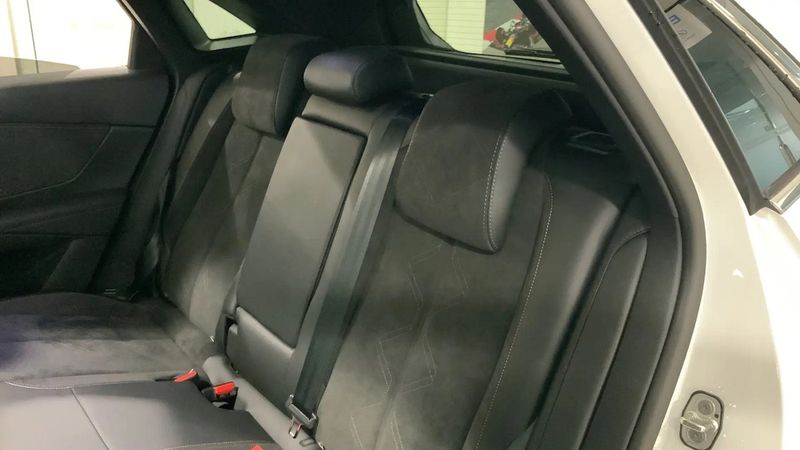 Citroën DS5 • 2022 • 6,000 km 13