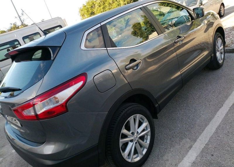 Nissan Qashqai • 2015 • 90,000 km 3