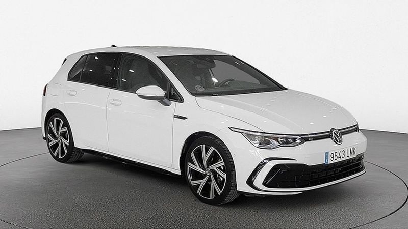 Volkswagen Golf • 2021 • 40,469 km 2