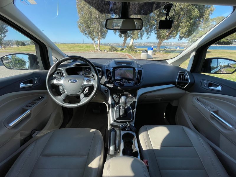 Ford C-Max Hybrid • 2013 • 75,600 km 3