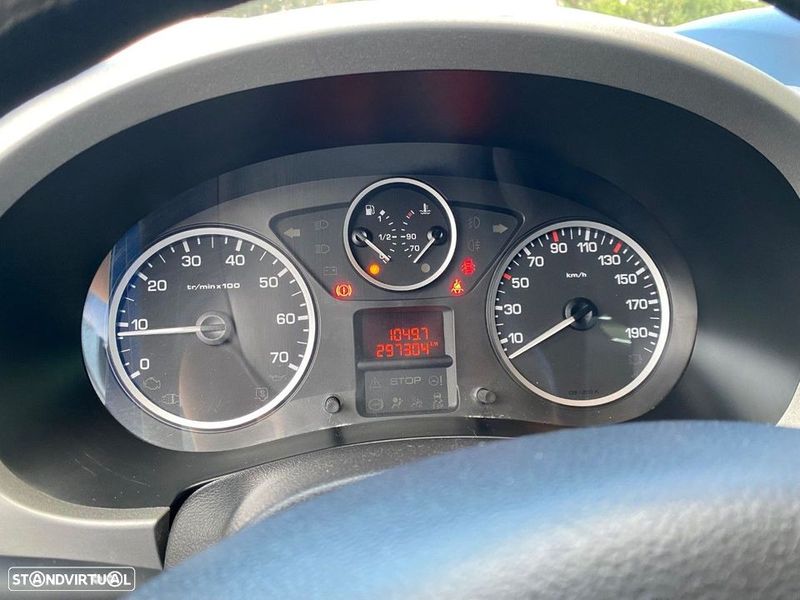 Peugeot 107 • 2009 • 297,000 km 6