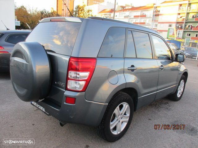 Suzuki Grand Vitara • 2006 • 270,019 km 2