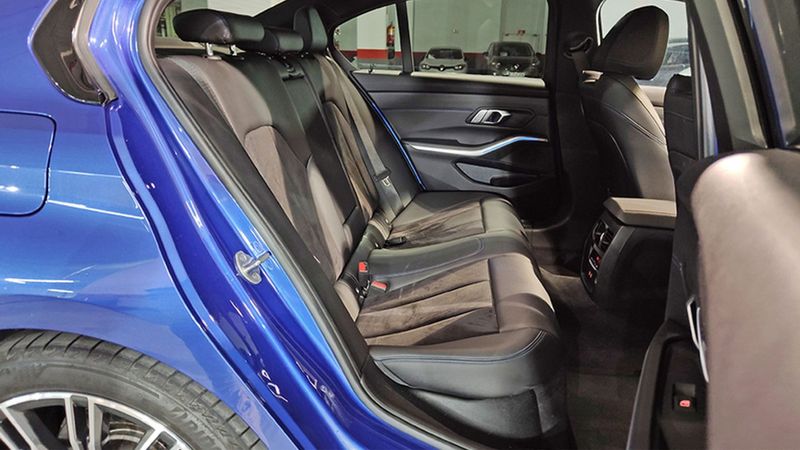 BMW 3 Series • 2022 • 45,000 km 22