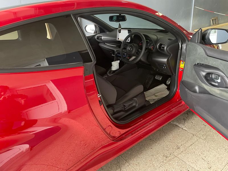 Toyota Yaris Hatchback • 2021 • 12,500 km 8