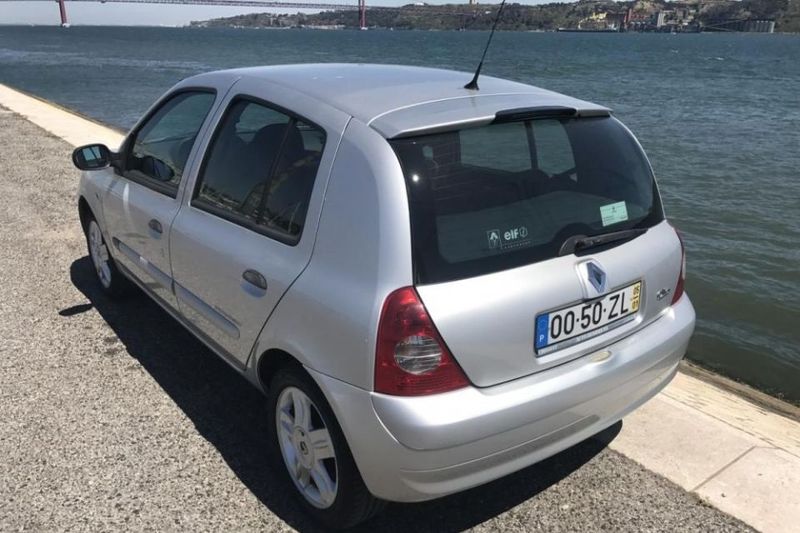 Renault Clio • 2005 • 130,000 km 2