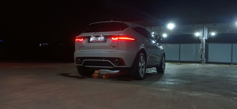 Jaguar E-PACE • 2018 • 64,200 km 17