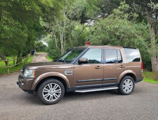 Land Rover Discovery • 2011 • 200,000 km 1
