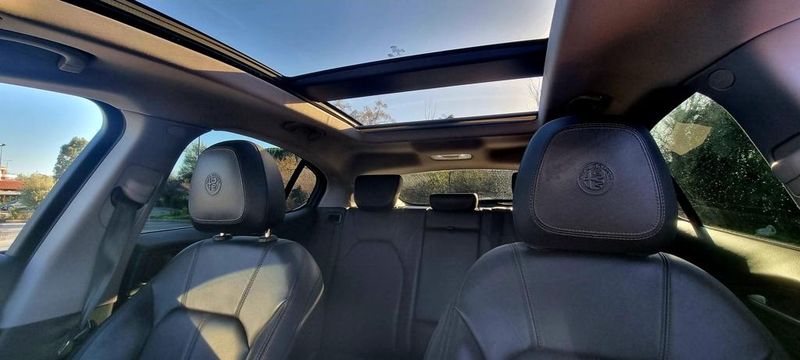 Alfa Romeo Stelvio • 2019 • 82,500 km 13