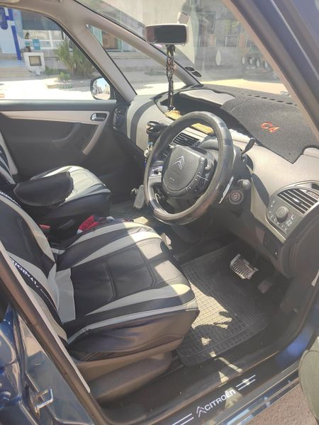 Citroën C4 Grand Picasso • 2010 • 105,000 km 3