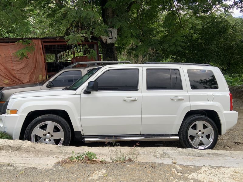 Jeep Patriot • 2010 • 137,867 km 2