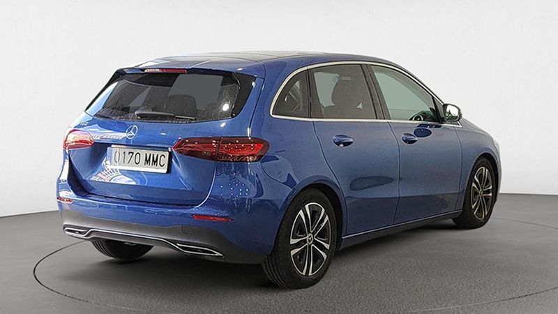 Mercedes-Benz Class B • 2023 • 6,999 km 4
